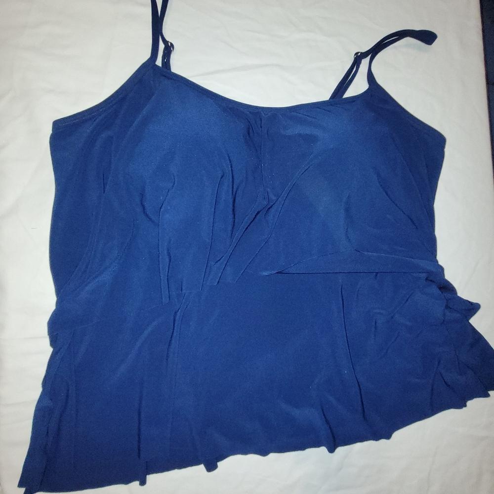 Womens Size 16 Swim Top